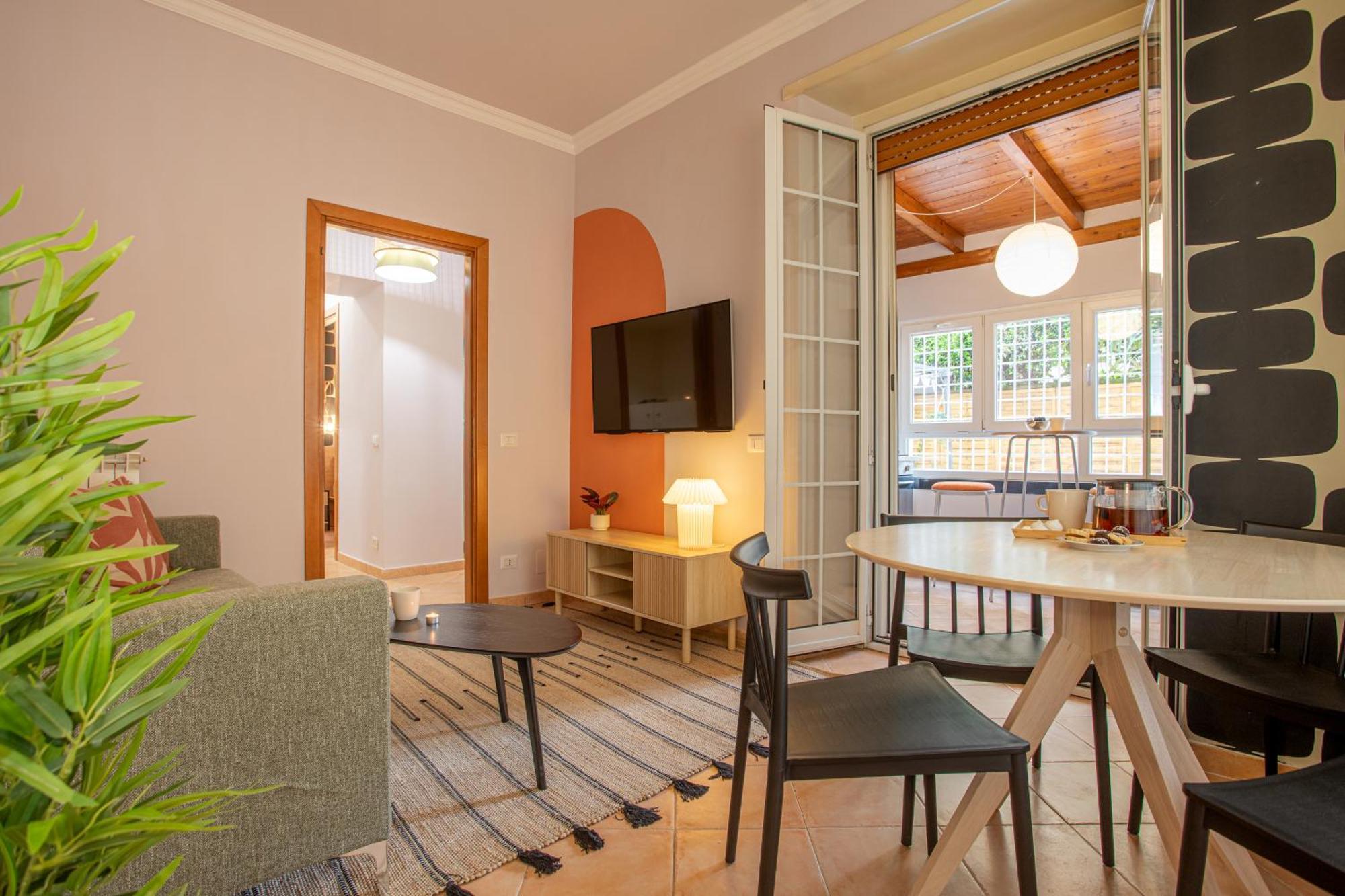 Appartement With Private Garden Ada - Terrestre Rome